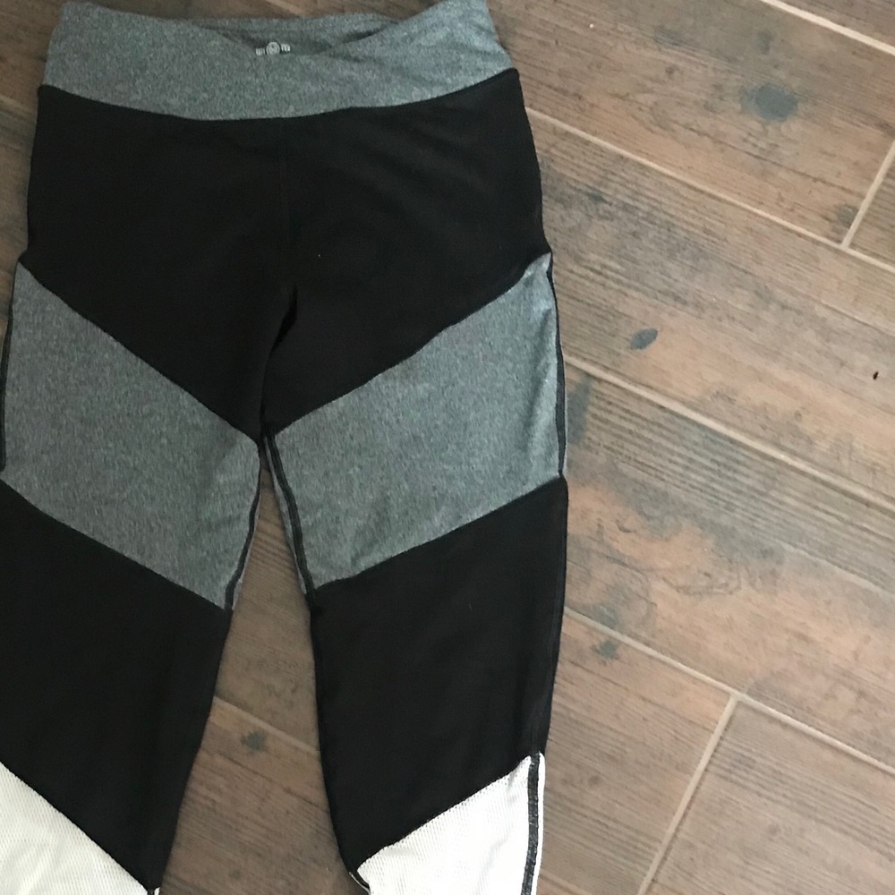SO | color block yoga leggings XL